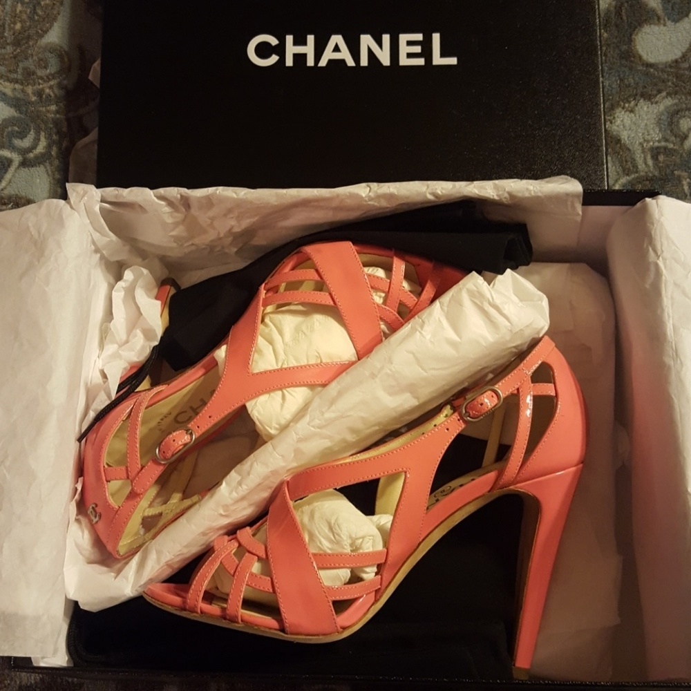 Chanel Pink Heels size 36